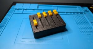 Deej (Arduino Uno)