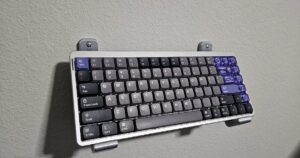 Keyboard Wall Hanger for 75% KBs