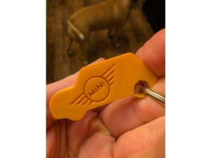 Mini Cooper Silhouette Keychain by alexlunamarie