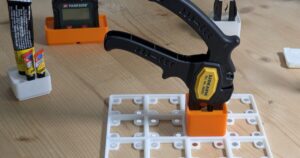 Minimal 1x1 Gridfinity Holder for Wire Stripper