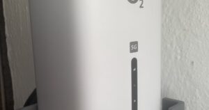 O2 5G Box wallmount holder
