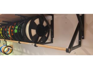 Simple Shelf Bracket for Filament Rolls by DocTornos