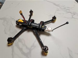 Straight GPS mount for drone / quad  by Laidukas