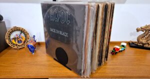 Vinyl Record Stand - 20 & 33 LPs