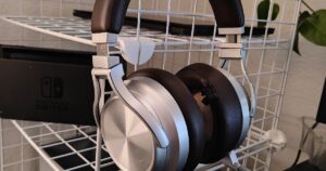 Wire Cube Headphone Hook