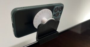 iPhone MagSafe TV stand