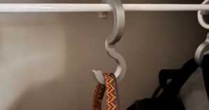 90 Degree Bag Hanger - No Supports by MURDOK | Download free STL model
