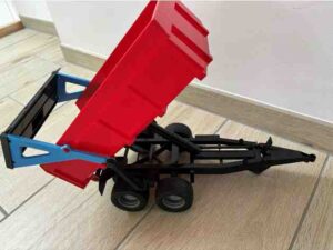 Bruder Dump trailer - Backdoor and stand repair  by Bidonrebidon