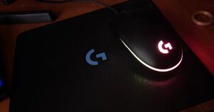 Mouse Pad Logitech by Ramiro Sanabria | Download free STL model