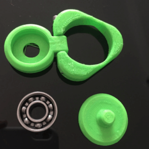 Phone fidget spinner