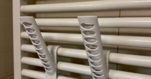 Shoe dryer (no supports needed)