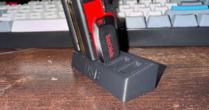Simple USB Holder that just works. | READ DESCRIPTION by AD Prints | Download free STL model