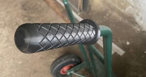 Simple grip by stenzy | Download free STL model