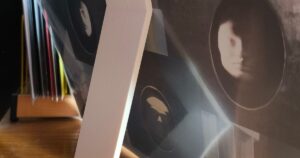 Vinyl Holder + NZW