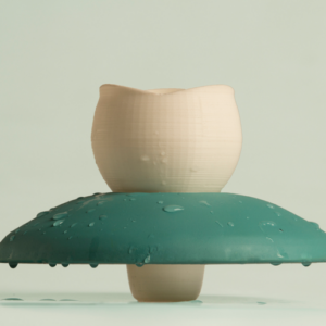 Water lily: the Floating Mug